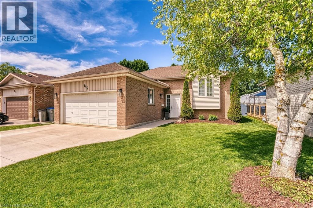 745 Lavery Street, Listowel, Ontario  N4W 3T4 - Photo 3 - 40838912