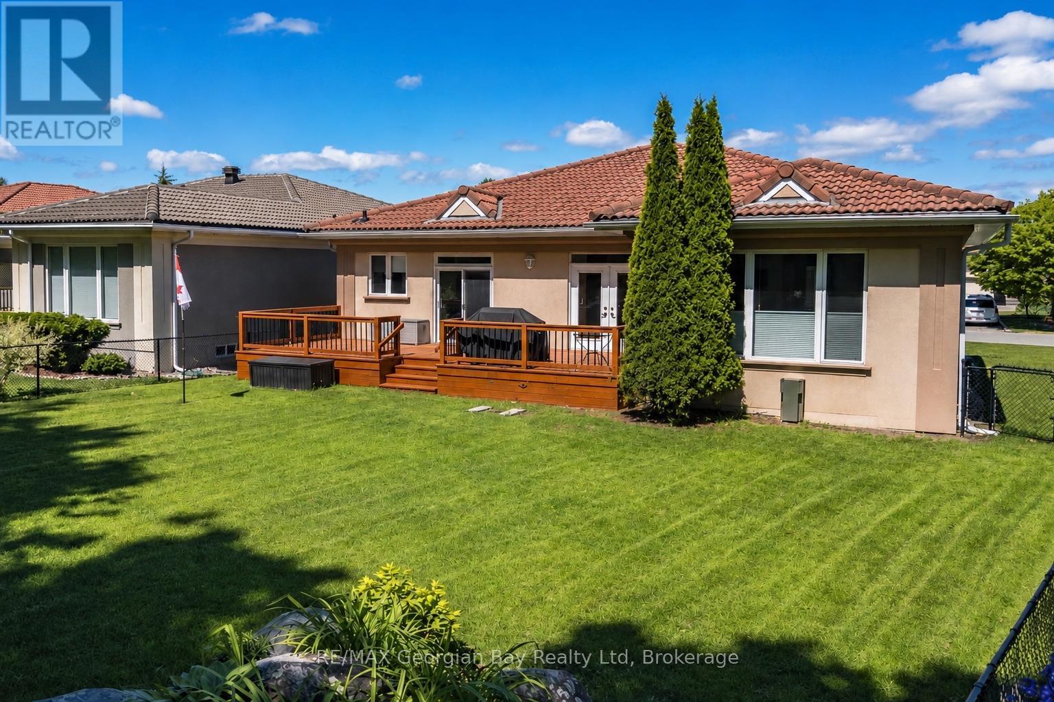 502 Aberdeen Boulevard, Midland, Ontario  L4R 5L9 - Photo 3 - S13446046