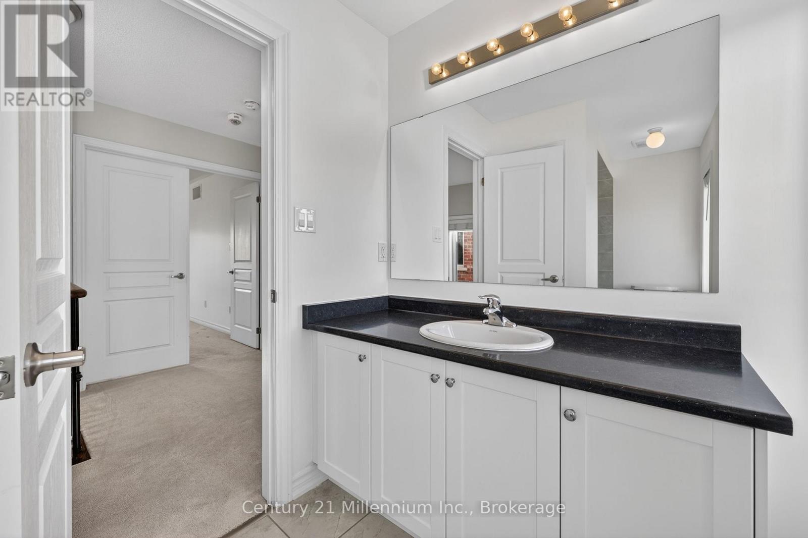 18 Marks Road, Springwater, Ontario  L9X 1A8 - Photo 15 - S13446168