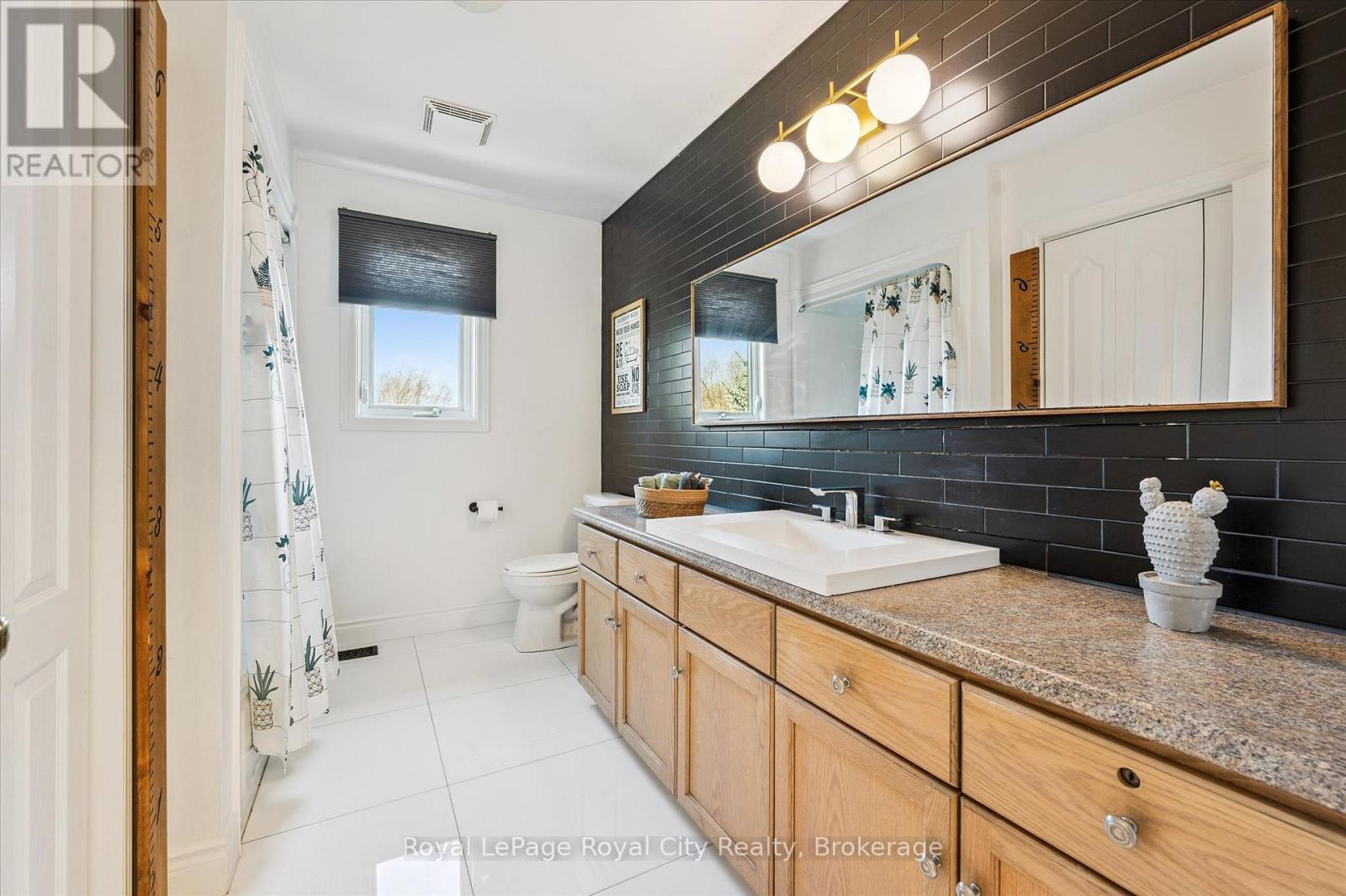 20 Darby Road, Guelph, Ontario  N1K 1R4 - Photo 24 - X13446028