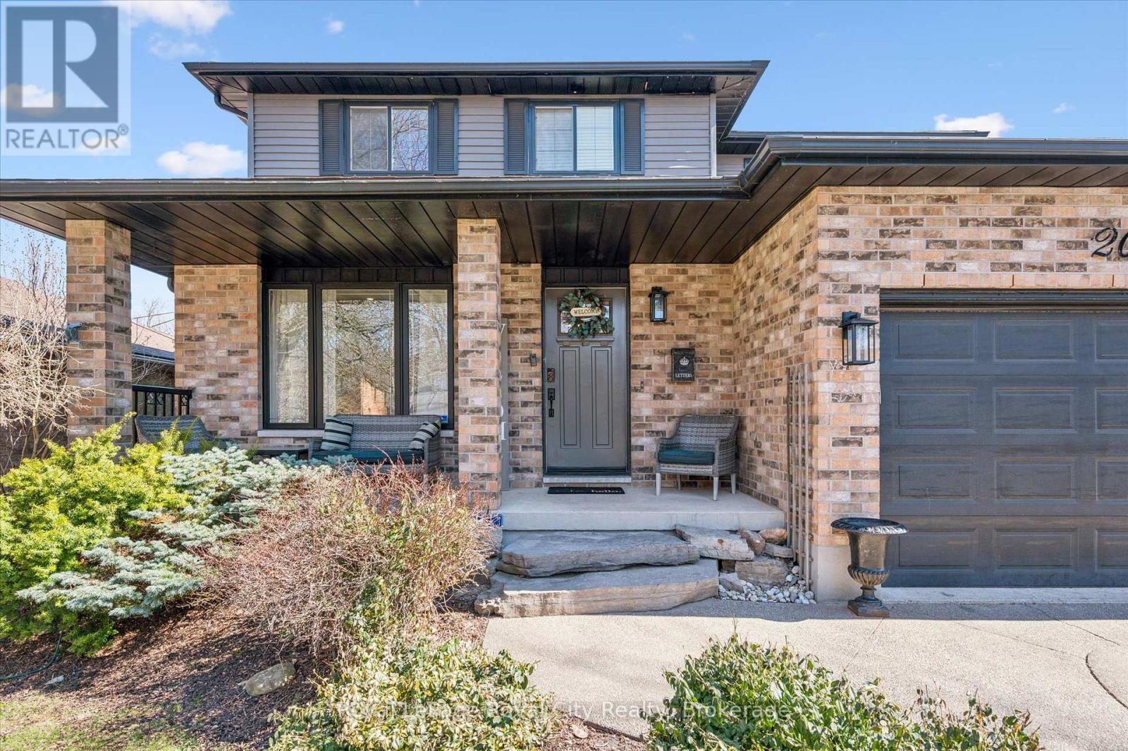 20 Darby Road, Guelph, Ontario  N1K 1R4 - Photo 3 - X13446028