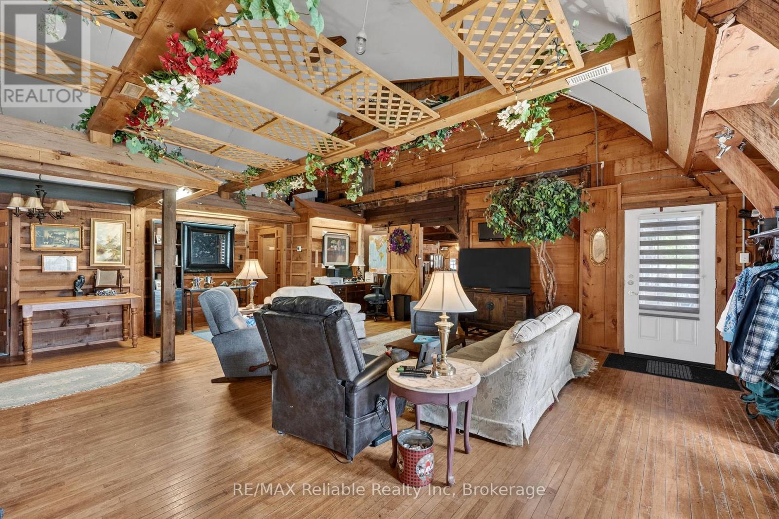 31 London Road, Bluewater, Ontario  N0M 1J0 - Photo 11 - X13446122