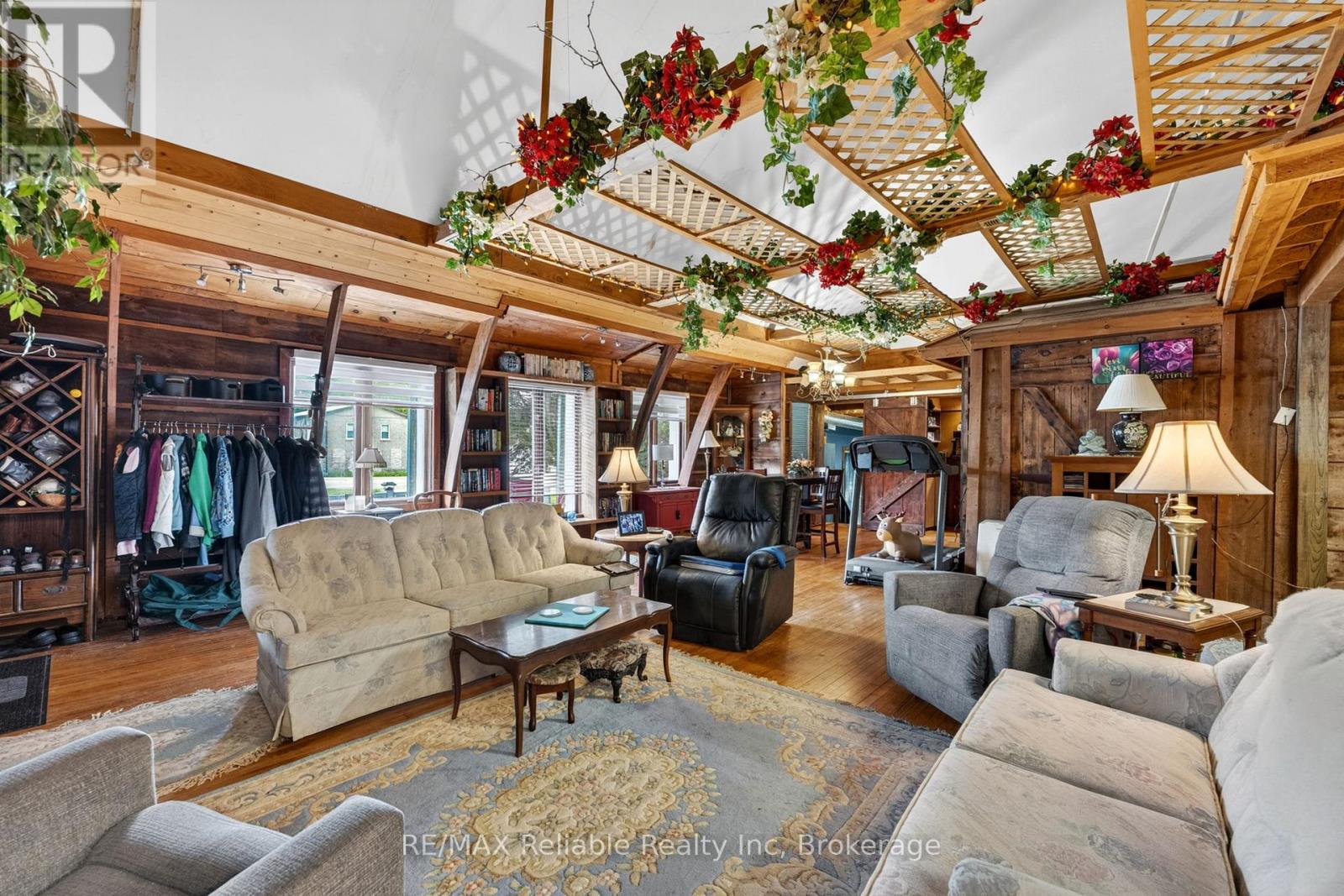 31 London Road, Bluewater, Ontario  N0M 1J0 - Photo 8 - X13446122