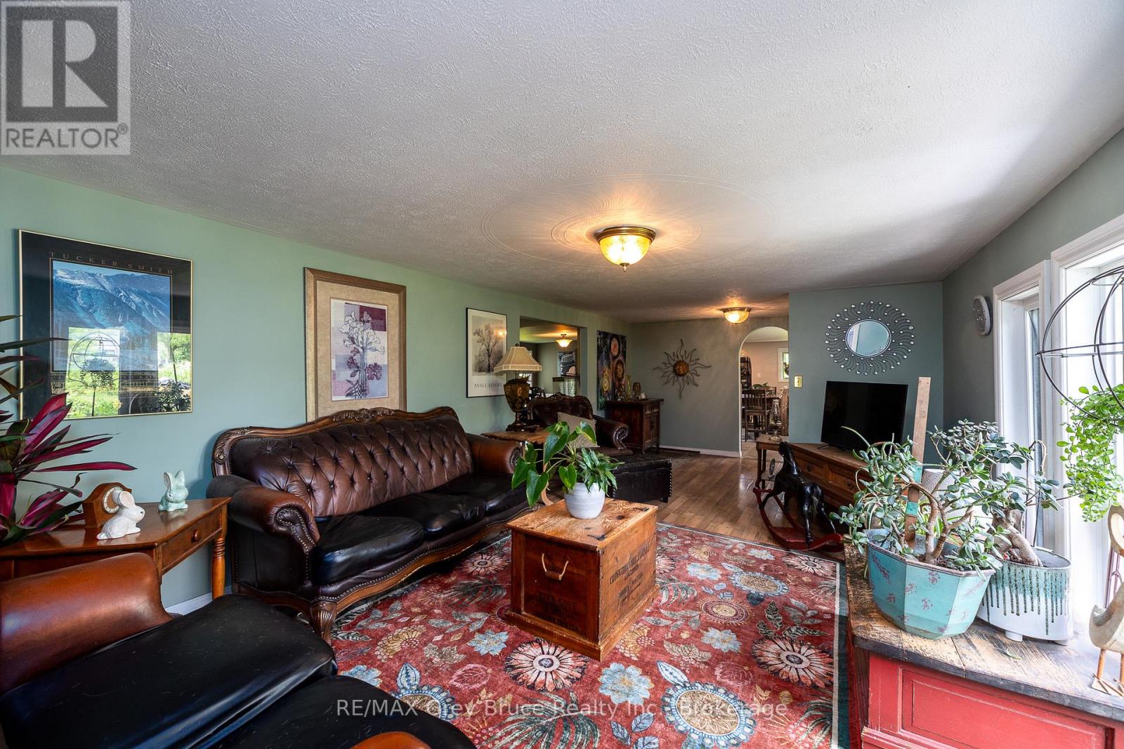 318588 Grey Rd 1, Georgian Bluffs, Ontario  N4K 5N4 - Photo 5 - X13446192