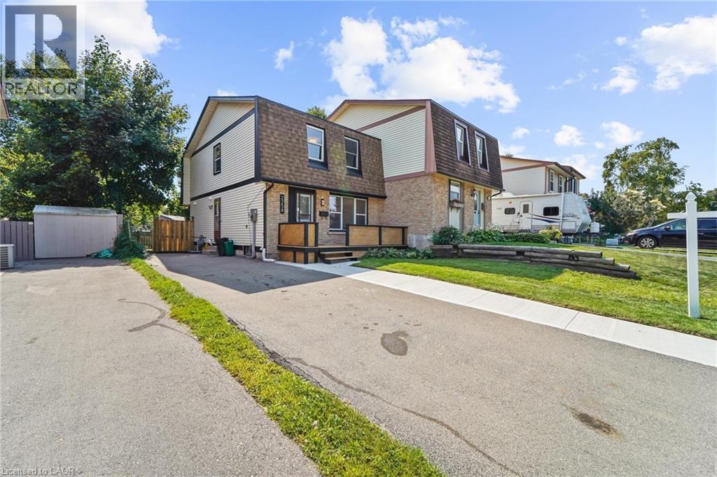 2258 Manchester Drive, Burlington, Ontario  L7P 3W2 - Photo 2 - 40839938