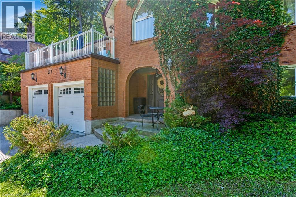 37 Yellow Birch Drive, Kitchener, Ontario  N2N 2M1 - Photo 4 - 40839873