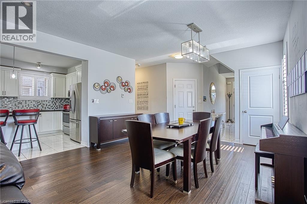 17 Narbonne Crescent, Stoney Creek, Ontario  L8J 0J7 - Photo 10 - 40839409