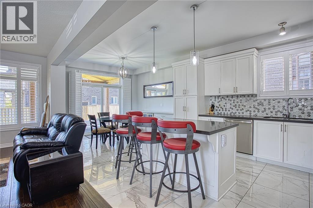17 Narbonne Crescent, Stoney Creek, Ontario  L8J 0J7 - Photo 15 - 40839409