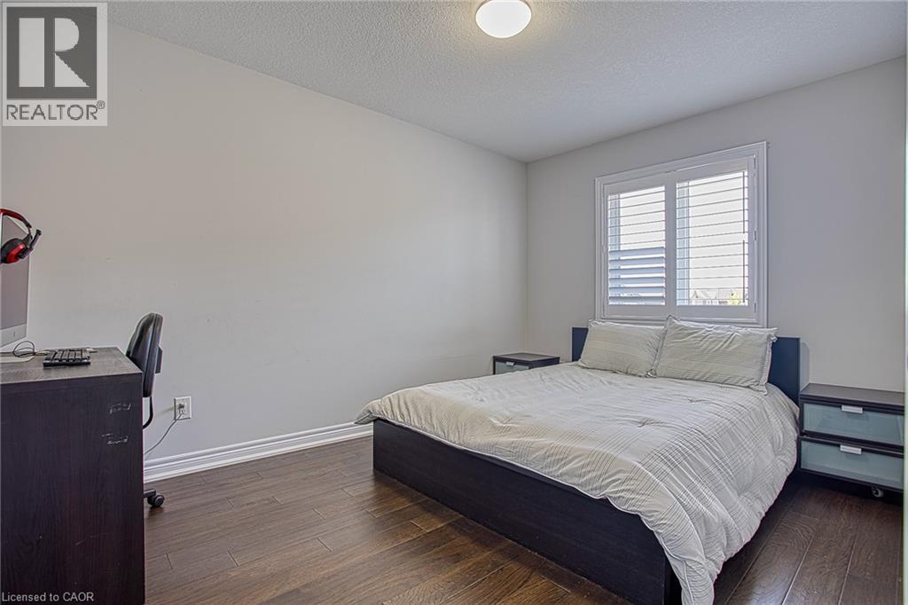 17 Narbonne Crescent, Stoney Creek, Ontario  L8J 0J7 - Photo 26 - 40839409