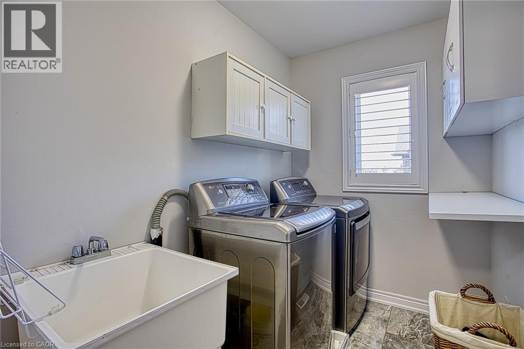17 Narbonne Crescent, Stoney Creek, Ontario  L8J 0J7 - Photo 30 - 40839409