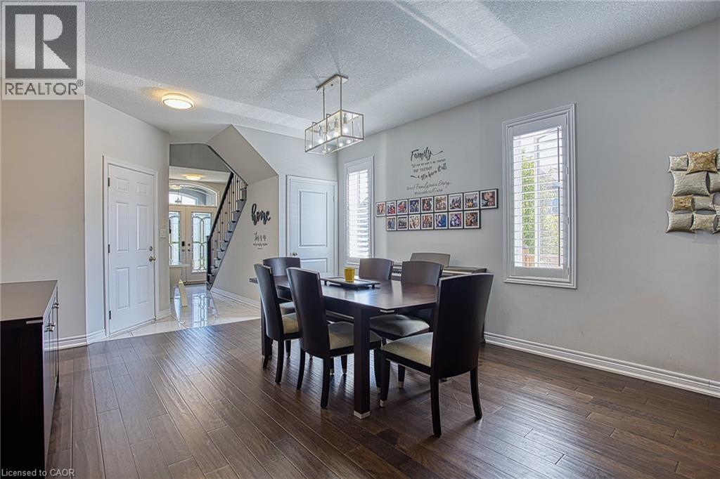 17 Narbonne Crescent, Stoney Creek, Ontario  L8J 0J7 - Photo 9 - 40839409