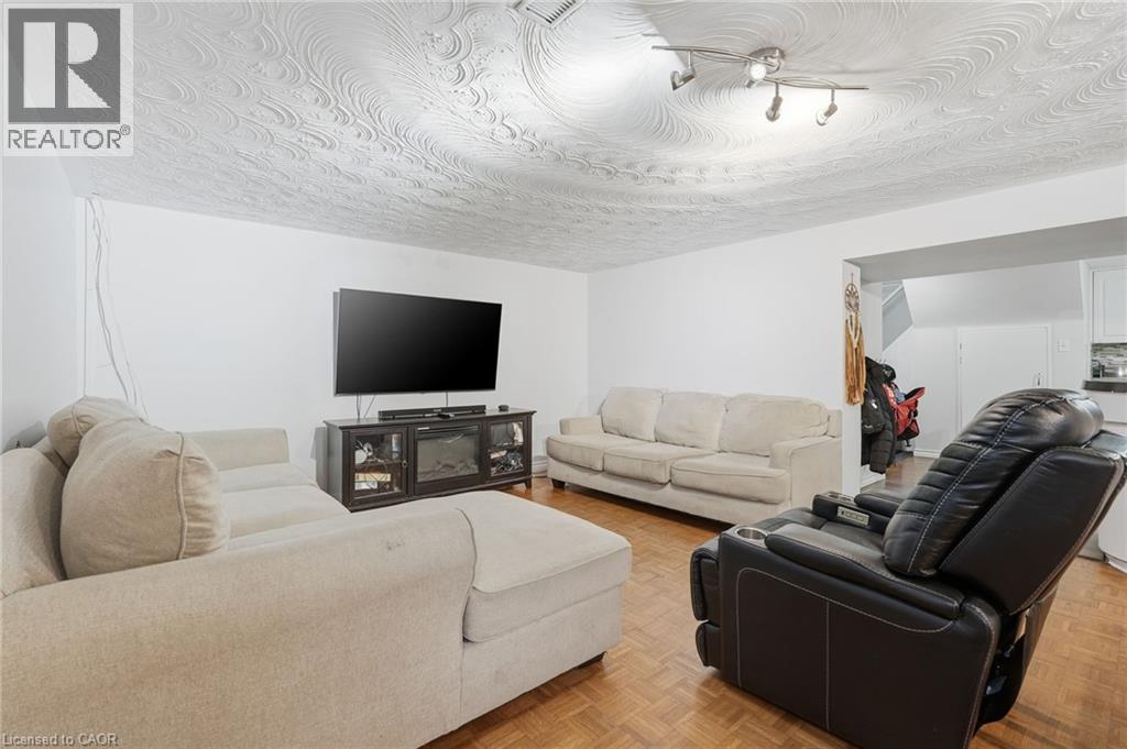 20 Nelligan Place, Hamilton, Ontario  L8K 4X7 - Photo 33 - 40837504