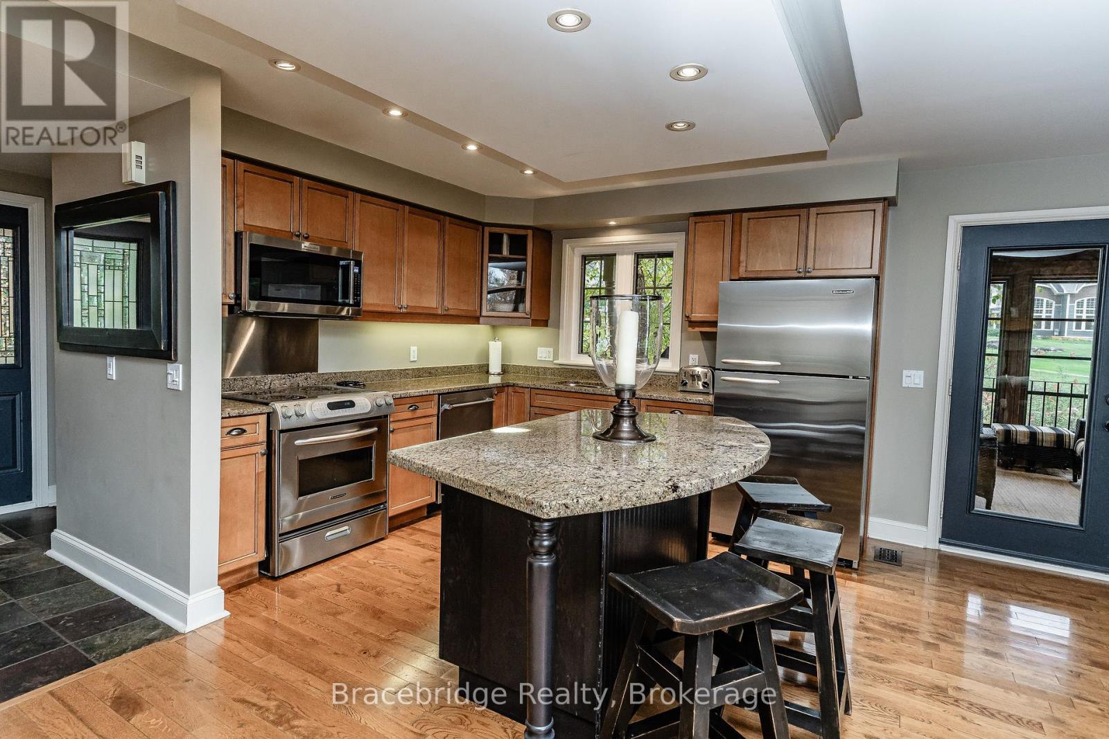 Carling 5 W3 - 3876 Muskoka Rd 118 Highway W, Muskoka Lakes, Ontario  P0B 1J0 - Photo 10 - X13446334