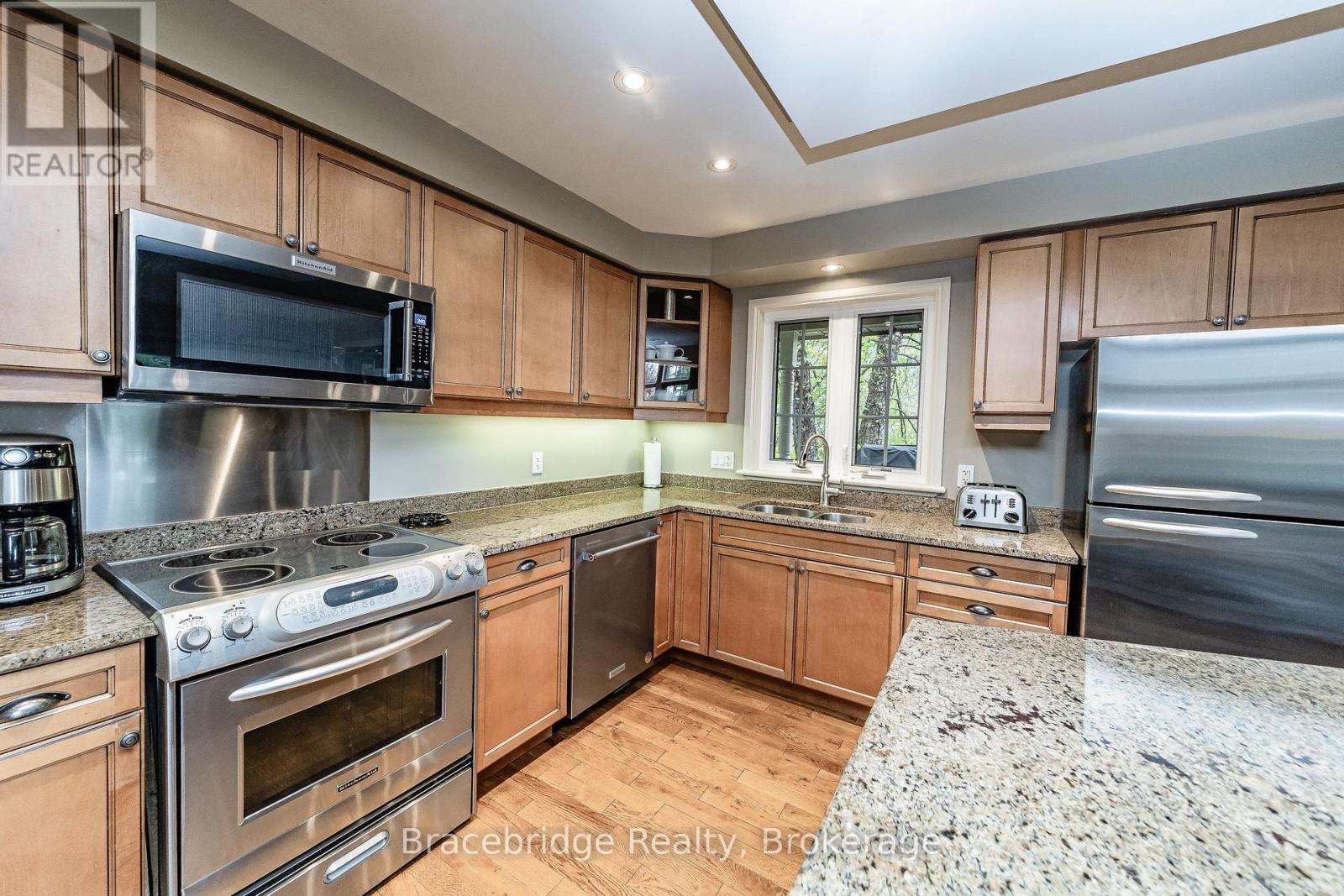 Carling 5 W3 - 3876 Muskoka Rd 118 Highway W, Muskoka Lakes, Ontario  P0B 1J0 - Photo 12 - X13446334