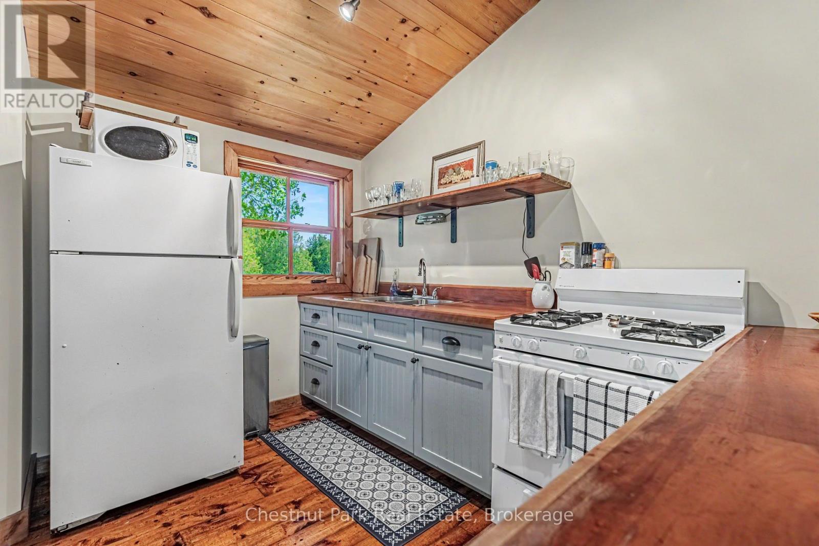 79 Pine Tree Harbour Road, Northern Bruce Peninsula, Ontario  N0H 1Z0 - Photo 23 - X13446486
