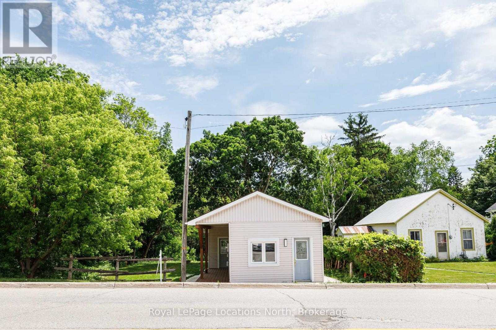 213 Marsh Street, Blue Mountains, Ontario  N0H 1J0 - Photo 2 - X13446688