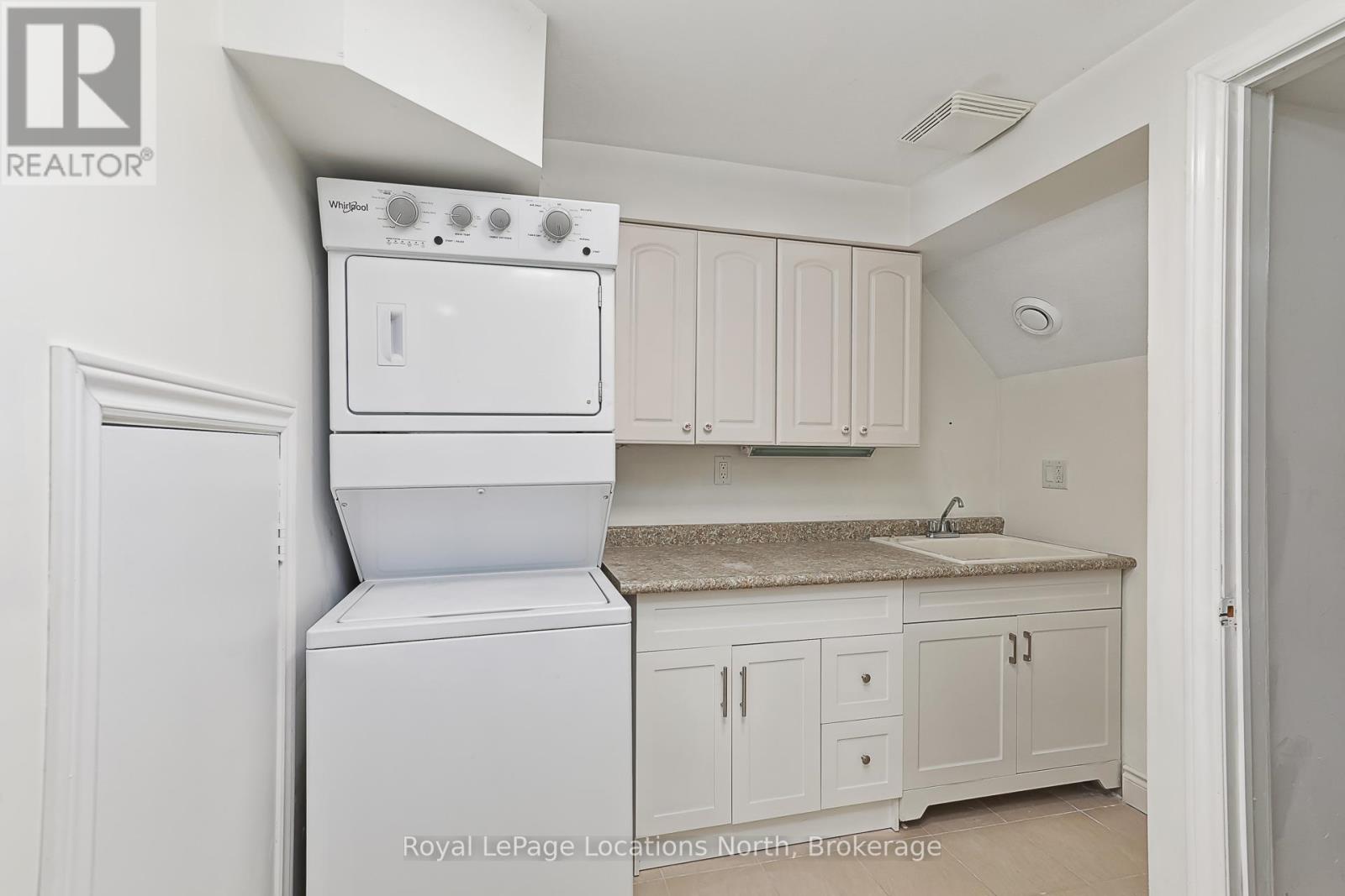 213 Marsh Street, Blue Mountains, Ontario  N0H 1J0 - Photo 22 - X13446688