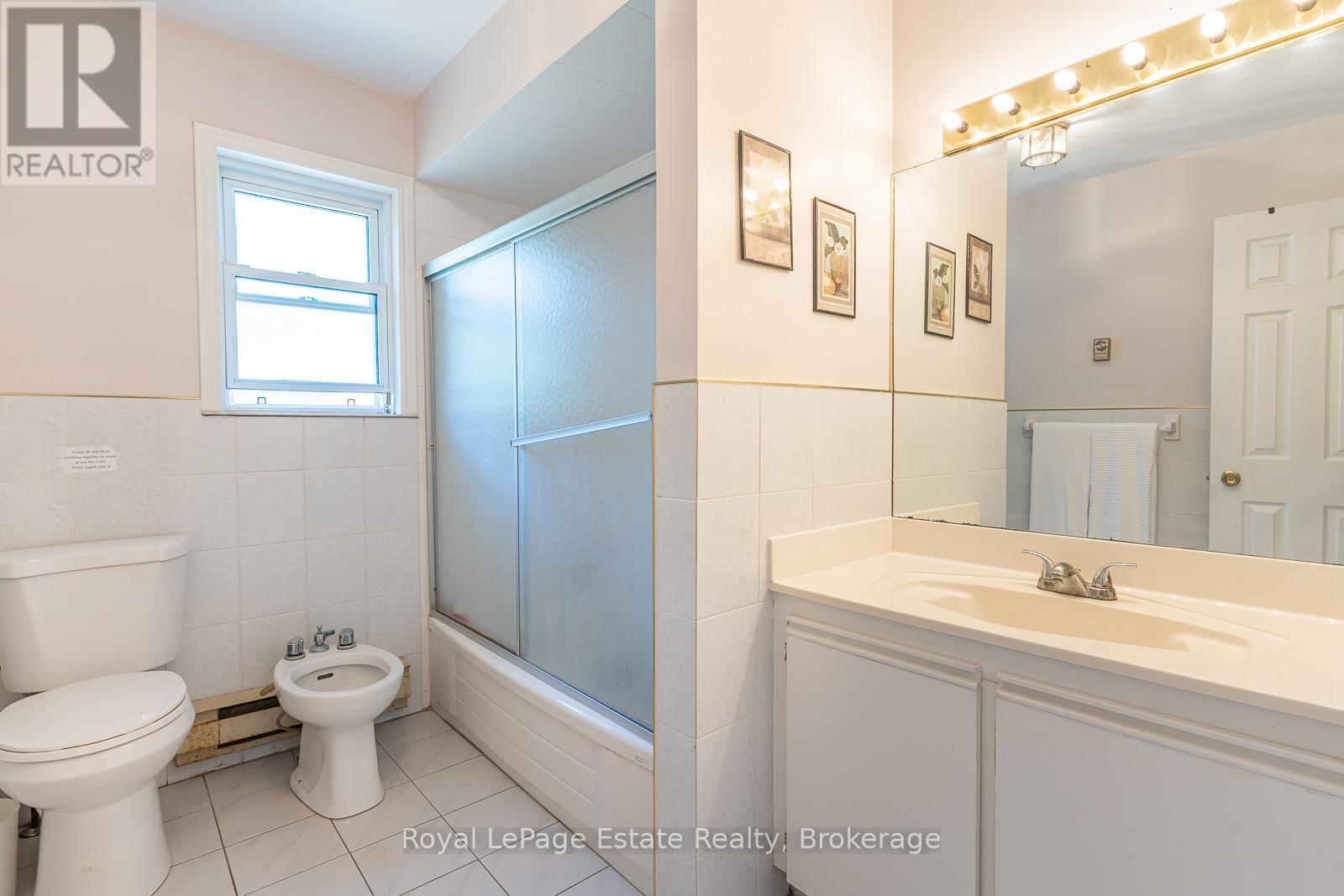 632 Bannister Drive, South Bruce Peninsula, Ontario  N0H 2G0 - Photo 38 - X13446734