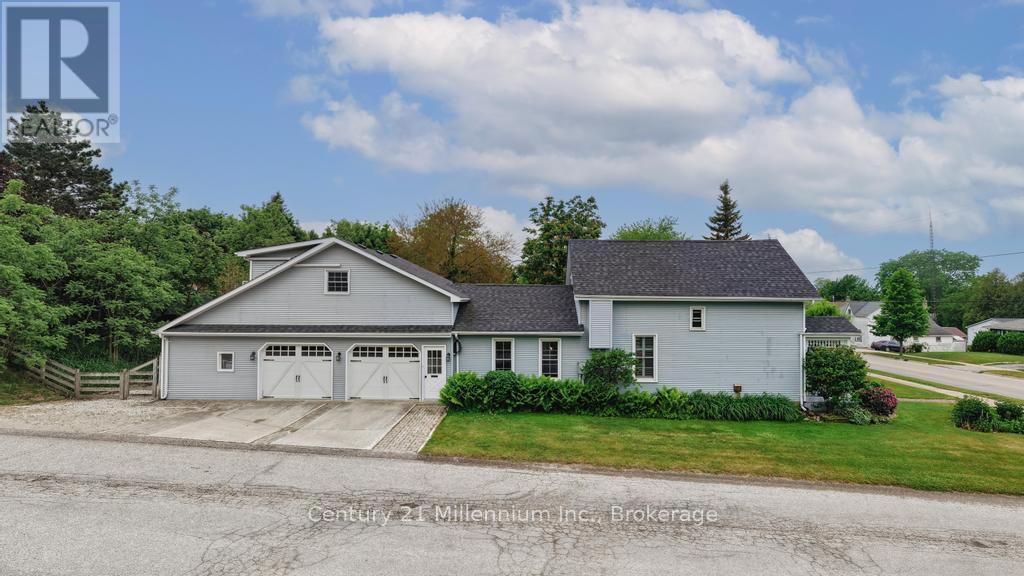 1145 Queen Street, Kincardine, Ontario  N2Z 1G5 - Photo 4 - X13446784