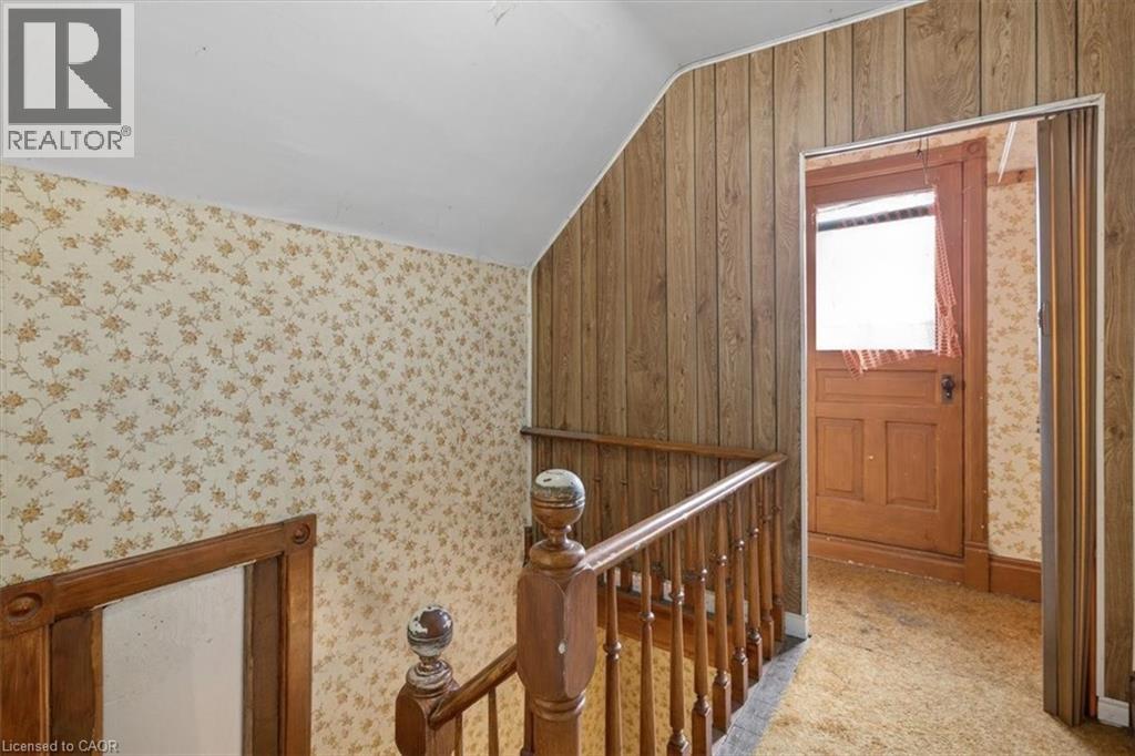 427 Duke Street W, Kitchener, Ontario  N2H 3Y6 - Photo 17 - 40838864