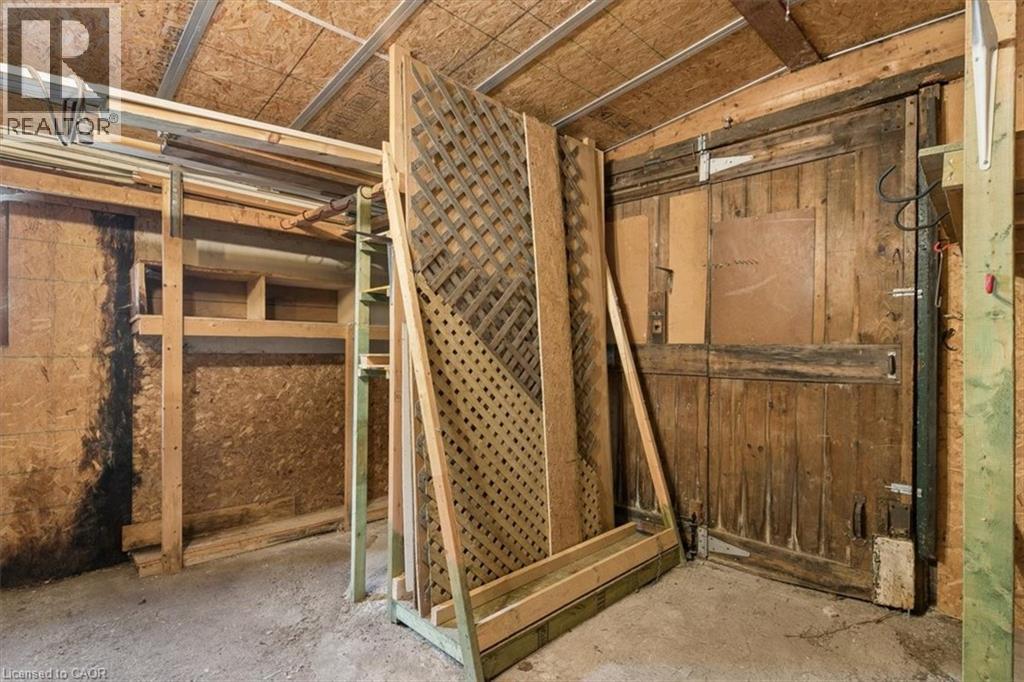 427 Duke Street W, Kitchener, Ontario  N2H 3Y6 - Photo 25 - 40838864