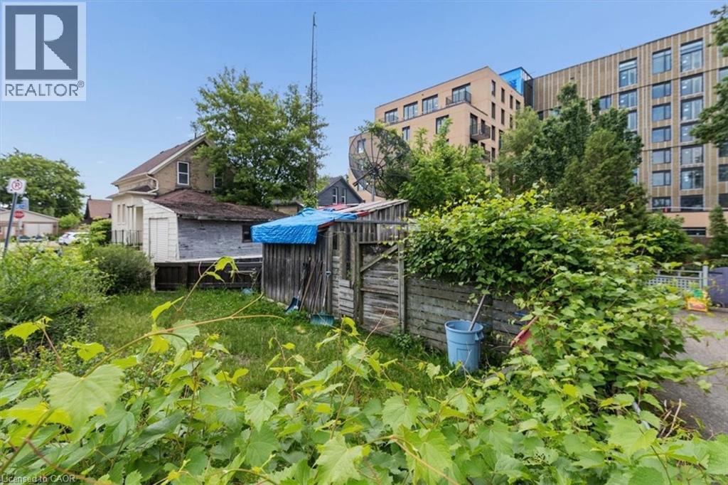 427 Duke Street W, Kitchener, Ontario  N2H 3Y6 - Photo 36 - 40838864