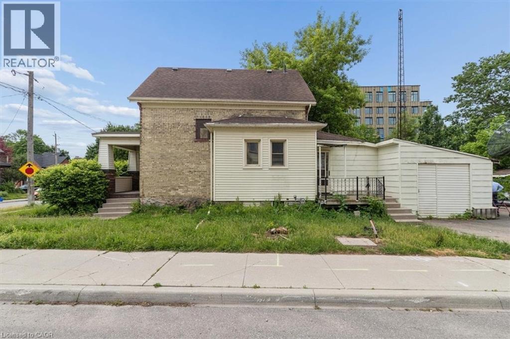 427 Duke Street W, Kitchener, Ontario  N2H 3Y6 - Photo 5 - 40838864