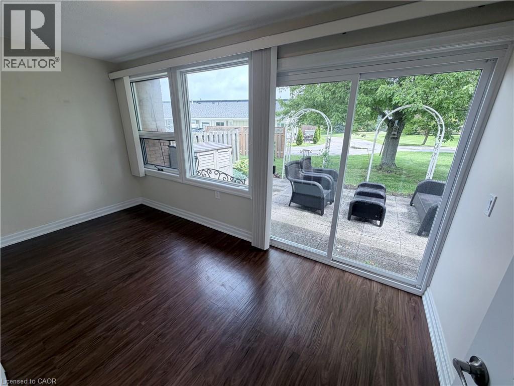 9 Gates Lane, Hamilton, Ontario  L9B 1T8 - Photo 15 - 40838163