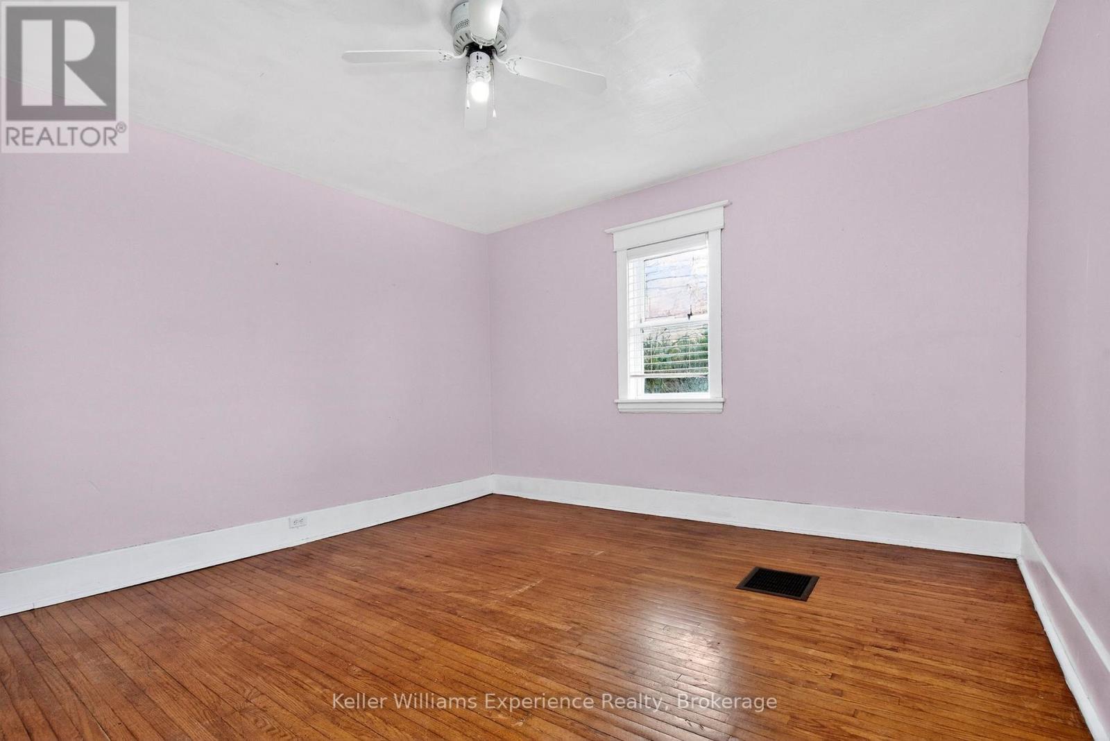 2936 Flos 6 Road W, Springwater, Ontario  L0L 1P0 - Photo 29 - S13446826