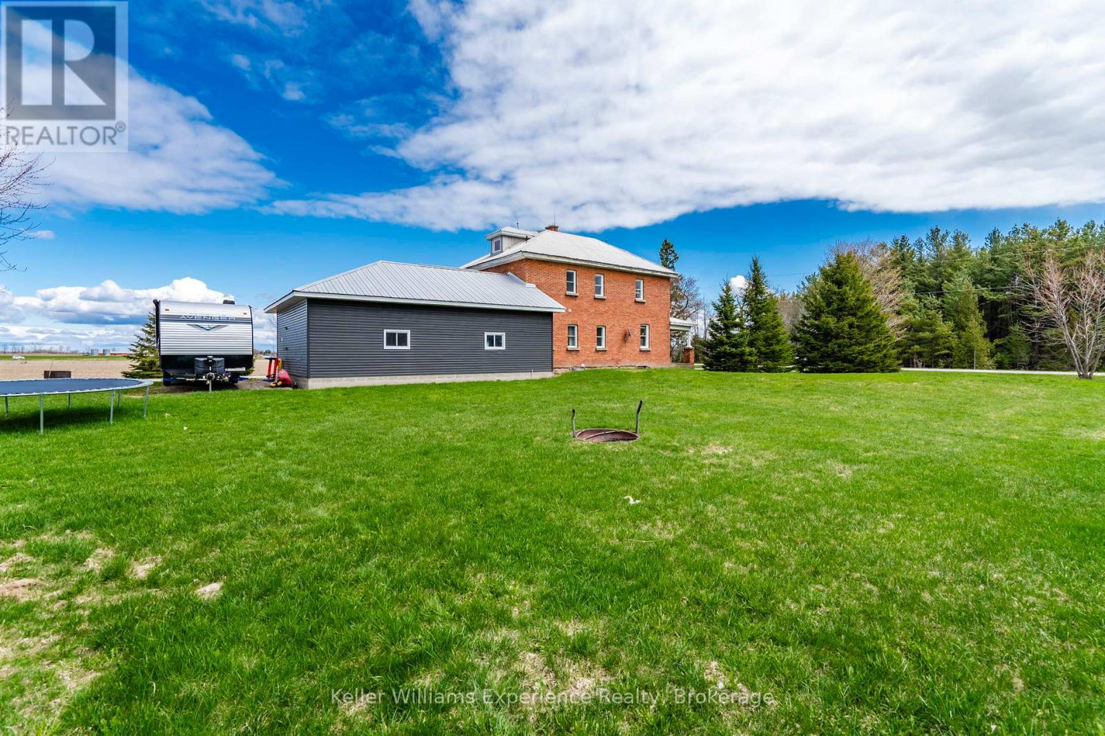 2936 Flos 6 Road W, Springwater, Ontario  L0L 1P0 - Photo 36 - S13446826