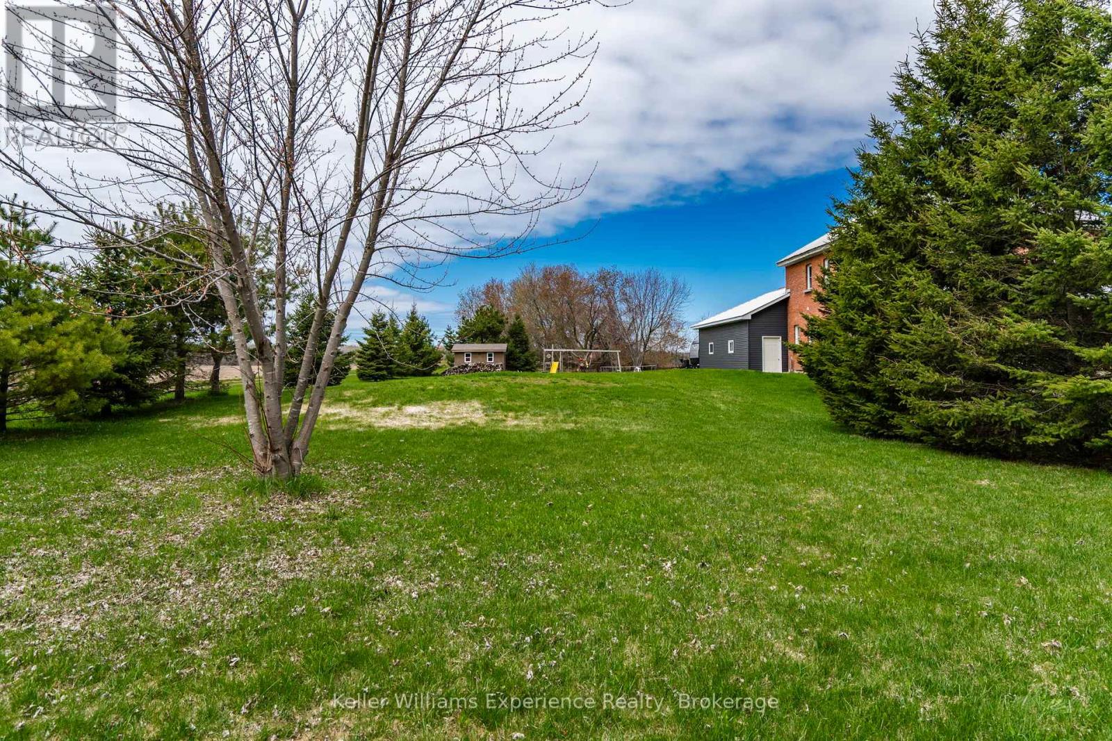 2936 Flos 6 Road W, Springwater, Ontario  L0L 1P0 - Photo 38 - S13446826