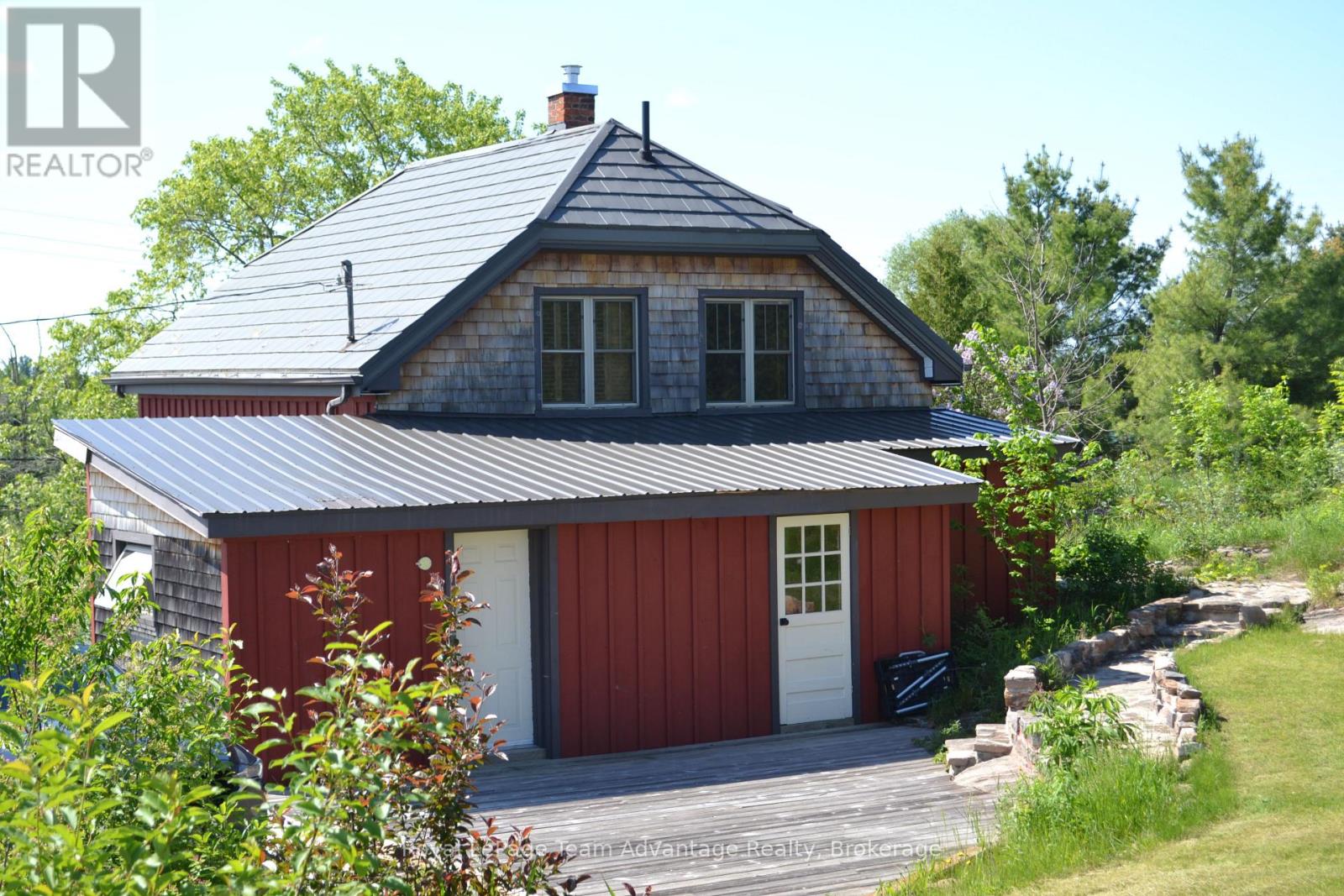 945 Riverside Drive, Parry Sound Remote Area, Ontario  P0G 1A0 - Photo 4 - X13446936