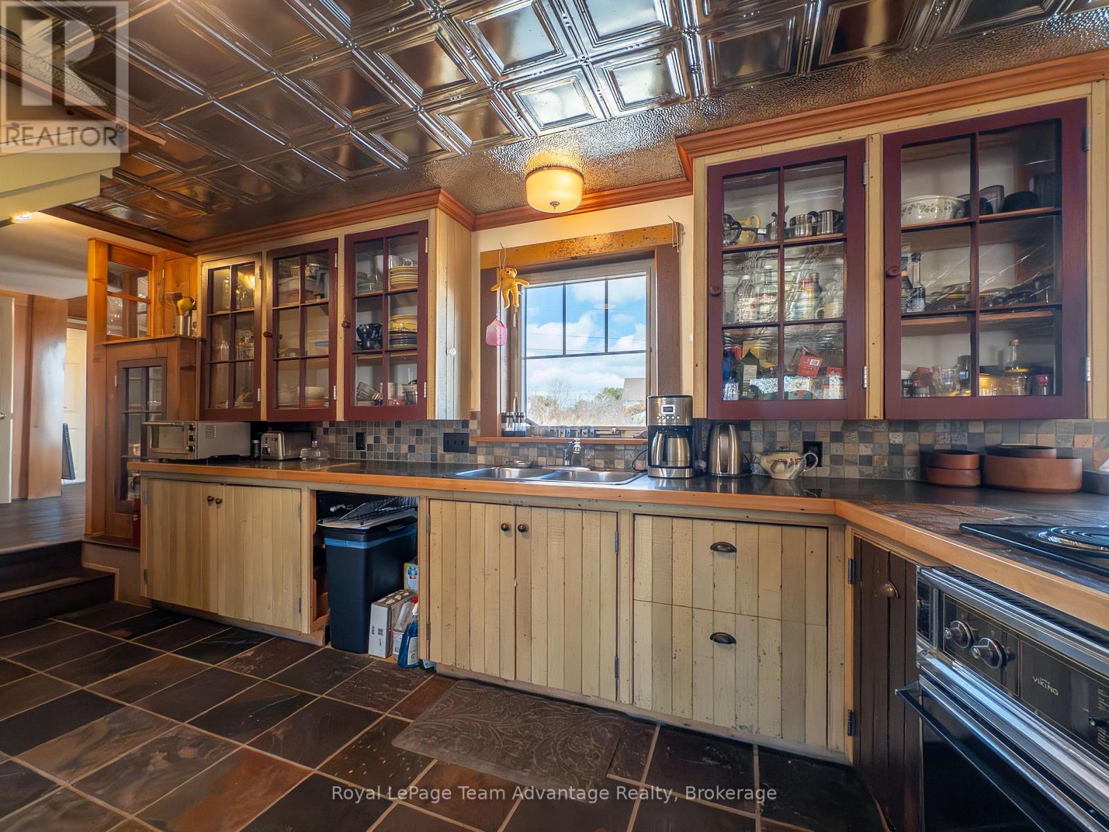945 Riverside Drive, Parry Sound Remote Area, Ontario  P0G 1A0 - Photo 8 - X13446936