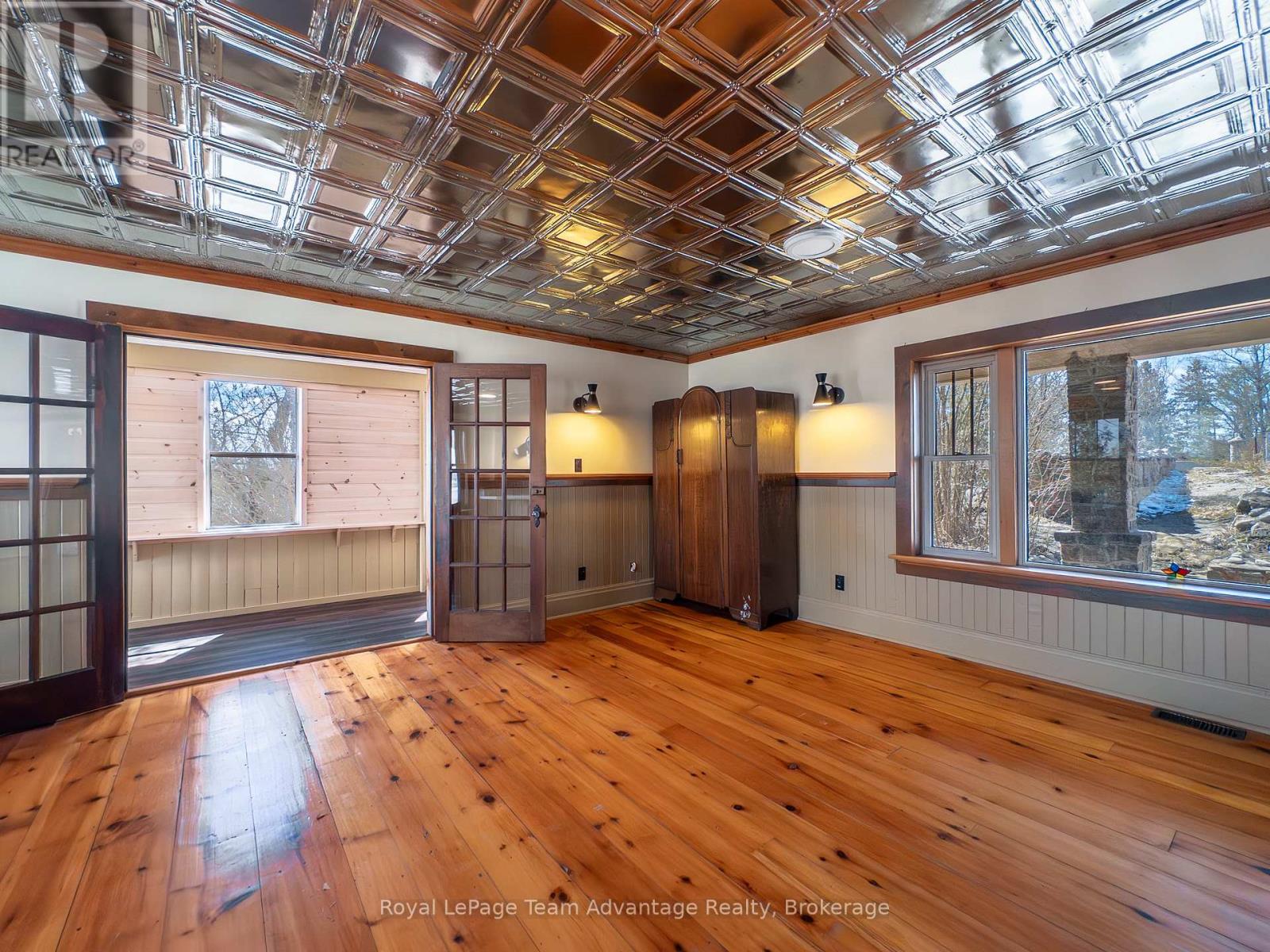 945 Riverside Drive, Parry Sound Remote Area, Ontario  P0G 1A0 - Photo 9 - X13446936