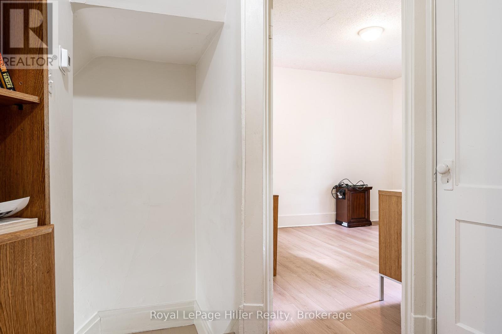 42 Home Street, Stratford, Ontario  N5A 1Z7 - Photo 10 - X13447224