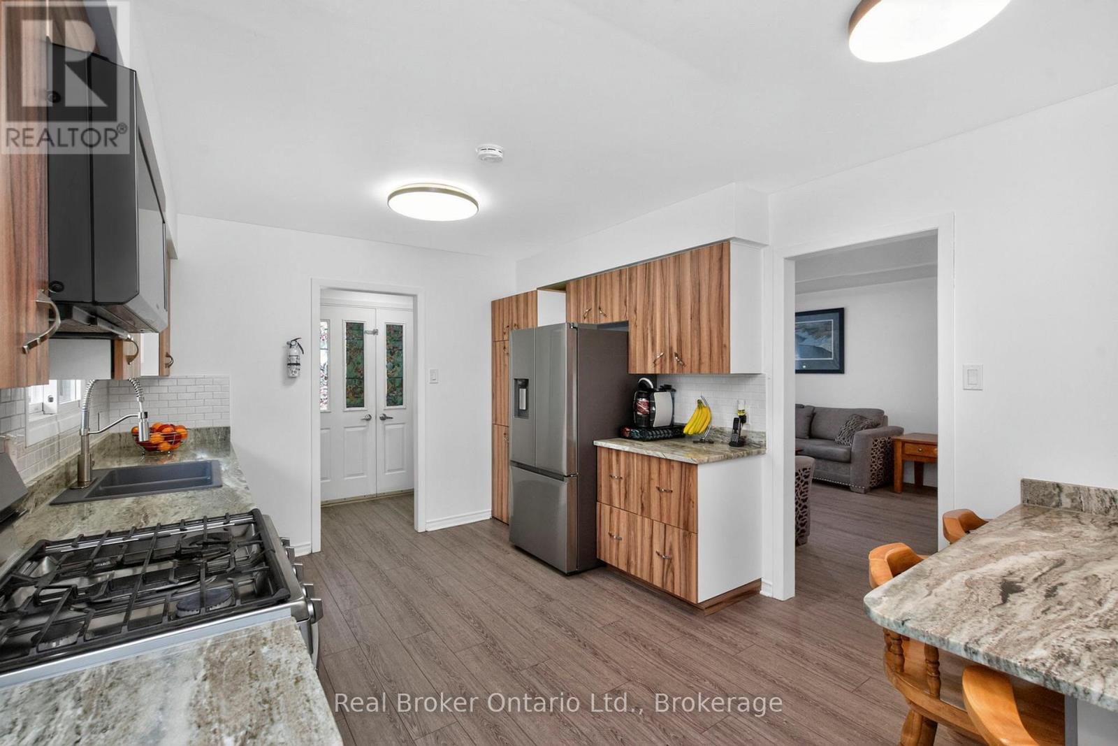 647 Manly Street, Midland, Ontario  L4R 3G7 - Photo 12 - S13447464