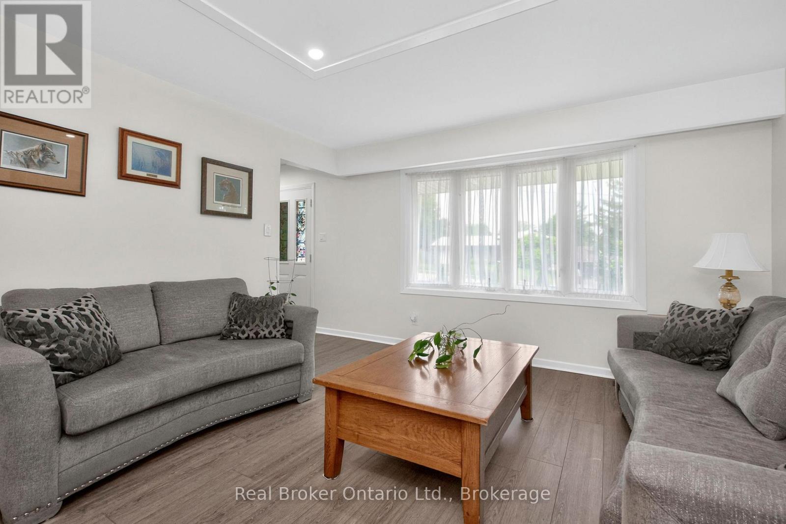 647 Manly Street, Midland, Ontario  L4R 3G7 - Photo 5 - S13447464