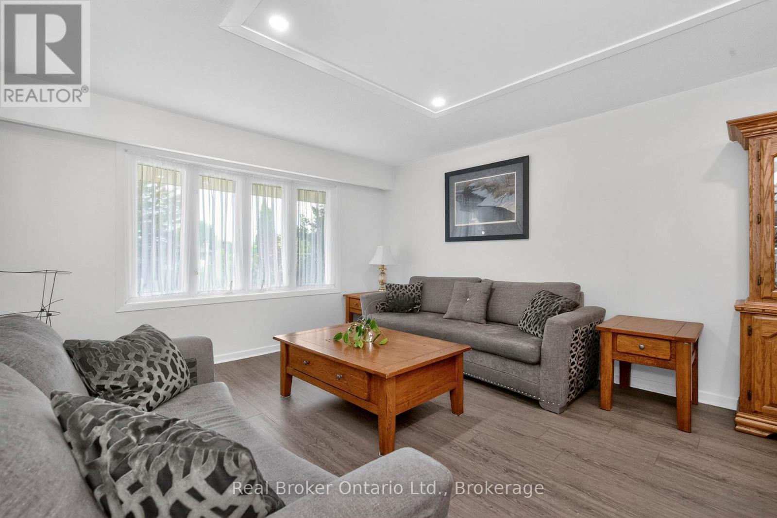 647 Manly Street, Midland, Ontario  L4R 3G7 - Photo 6 - S13447464