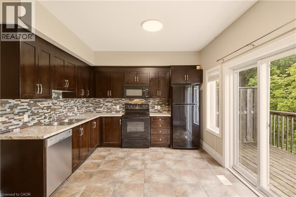 1180 Countrystone Drive Unit# 14, Kitchener, Ontario  N2N 0B9 - Photo 10 - 40839575