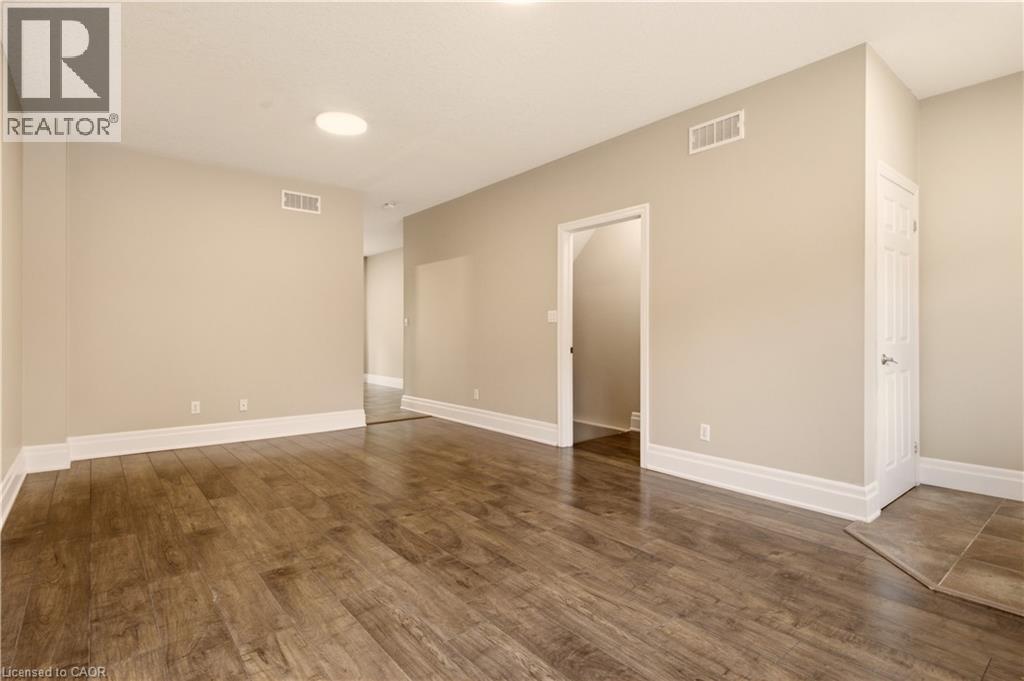 1180 Countrystone Drive Unit# 14, Kitchener, Ontario  N2N 0B9 - Photo 6 - 40839575