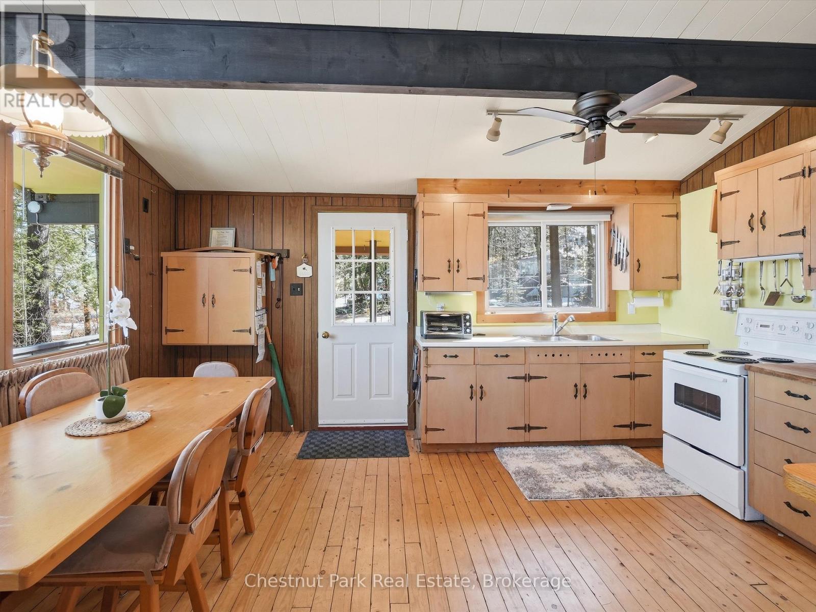 1087 Glenmount Road, Lake Of Bays, Ontario  P0B 1A0 - Photo 6 - X13447650