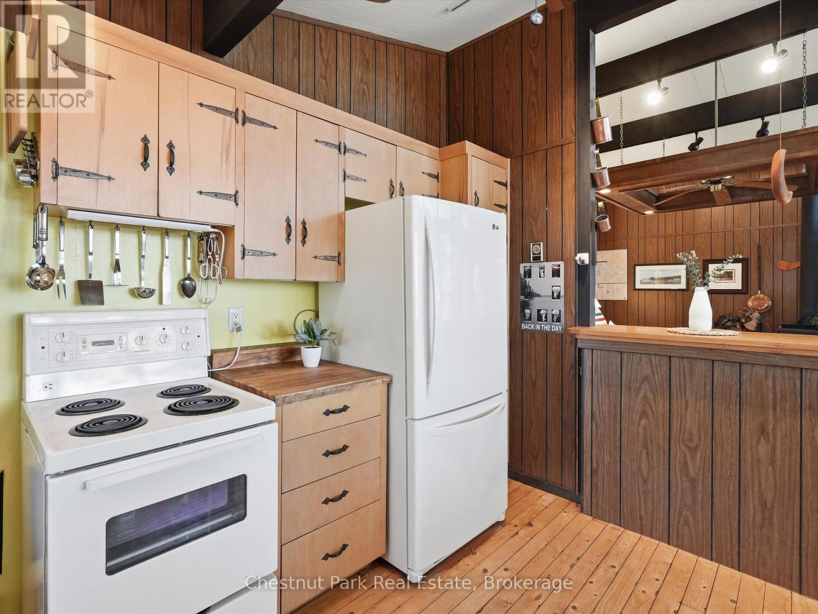 1087 Glenmount Road, Lake Of Bays, Ontario  P0B 1A0 - Photo 9 - X13447650