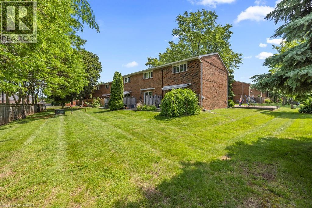 125 Livingston Avenue Unit# 34, Grimsby, Ontario  L3M 4S5 - Photo 24 - 40840010