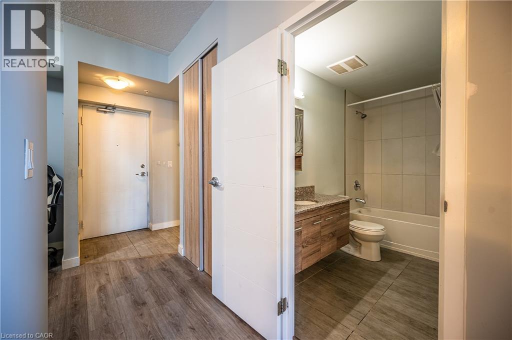 318 Spruce Street Unit# 1106, Waterloo, Ontario  N2L 3M7 - Photo 12 - 40840091