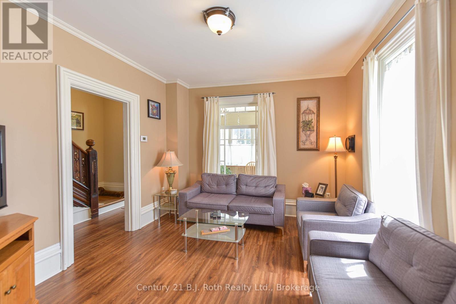 33 Sussex Street S, Kawartha Lakes, Ontario  K9V 3E7 - Photo 13 - X13447950