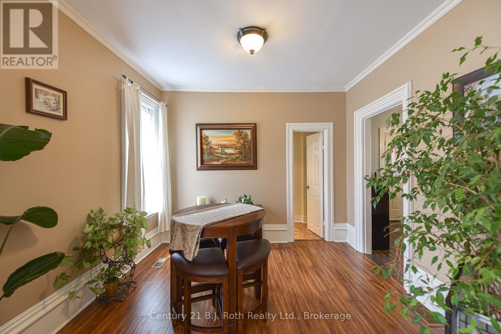 33 Sussex Street S, Kawartha Lakes, Ontario  K9V 3E7 - Photo 15 - X13447950