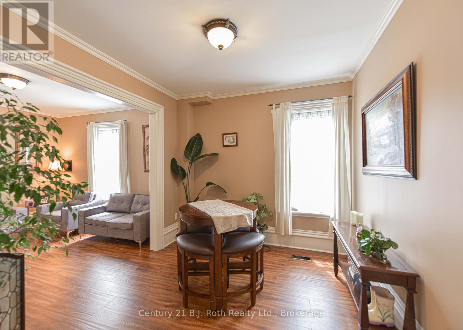 33 Sussex Street S, Kawartha Lakes, Ontario  K9V 3E7 - Photo 16 - X13447950