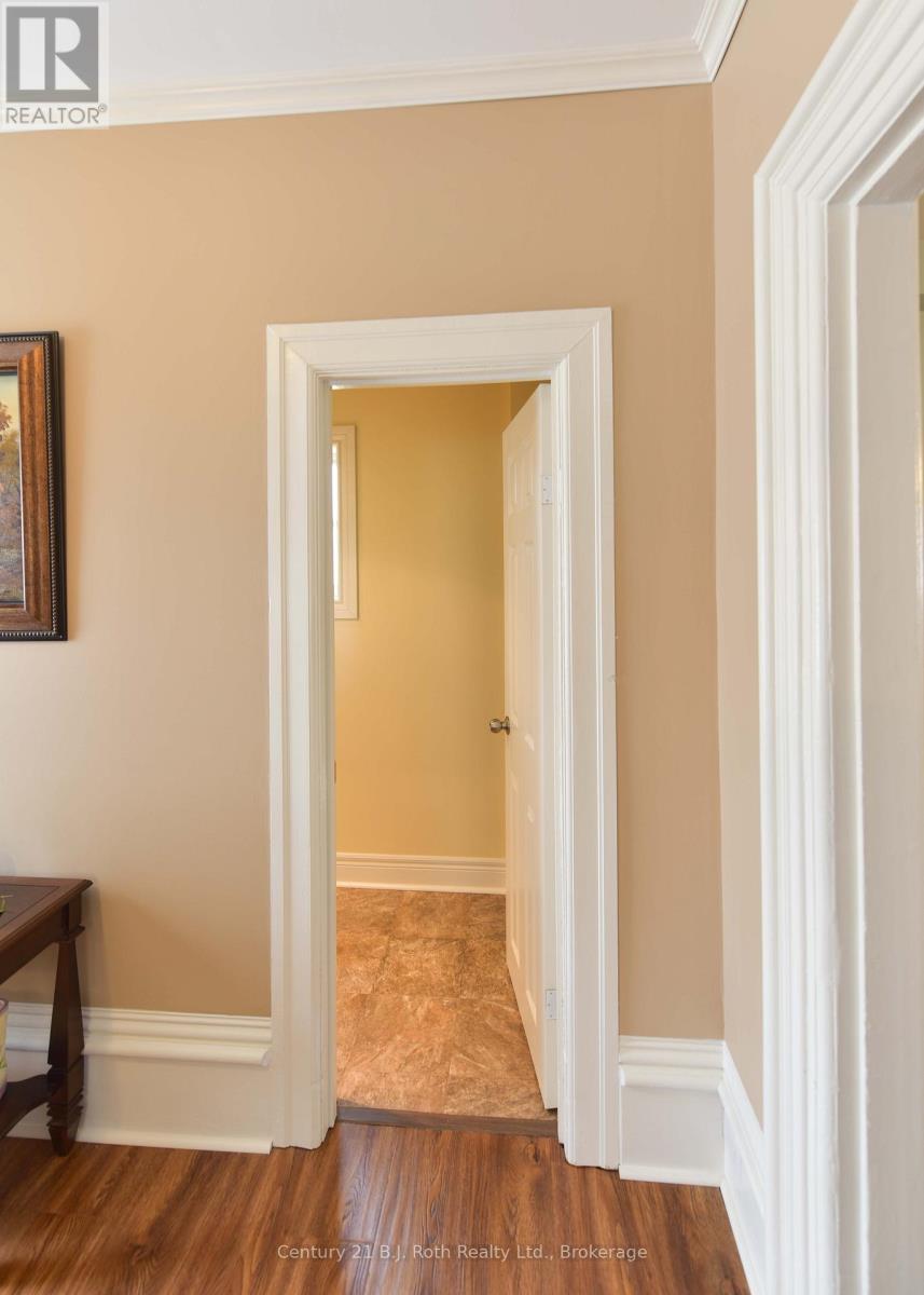 33 Sussex Street S, Kawartha Lakes, Ontario  K9V 3E7 - Photo 18 - X13447950