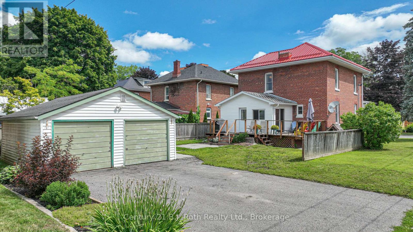 33 Sussex Street S, Kawartha Lakes, Ontario  K9V 3E7 - Photo 2 - X13447950