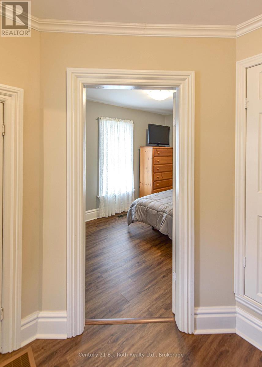 33 Sussex Street S, Kawartha Lakes, Ontario  K9V 3E7 - Photo 34 - X13447950
